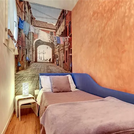 Charming Castello By Wonderful Italy * Benátky