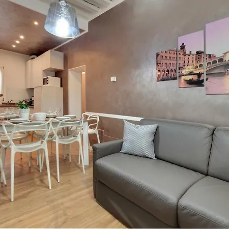 Apartmán Charming Castello By Wonderful Italy *