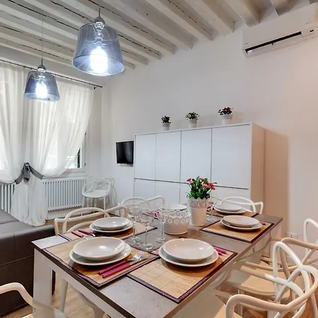 Apartamento Charming Castello By Wonderful Italy Veneza