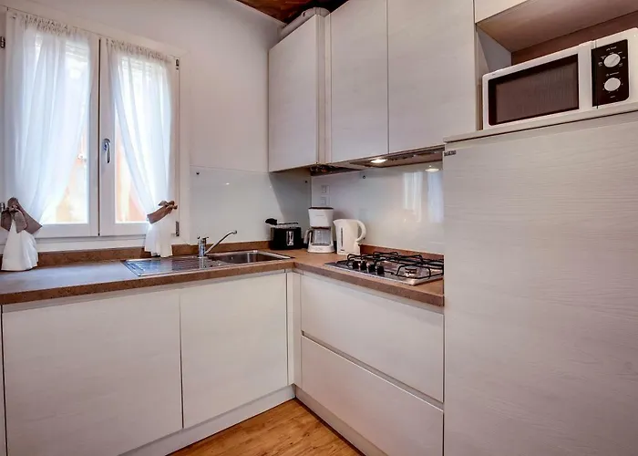 Charming Castello By Wonderful Italy Daire