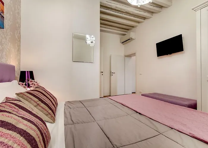 Charming Castello By Wonderful Italy *