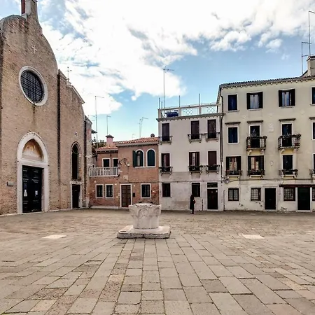 公寓 Charming Castello By Wonderful Italy 威尼斯